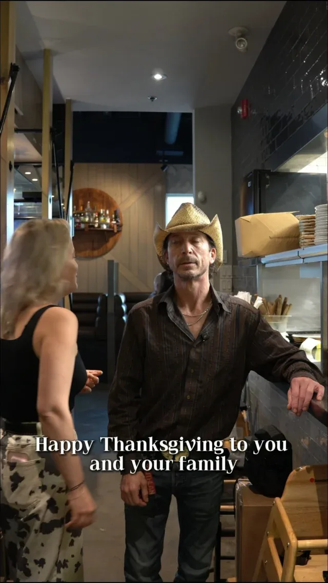 Happy Thanksgiving, Calgary! 🦃🍂❤️ From our J Club family to yours, we wish you a wonderful Thanksgiving filled with love, laughter, and great food! We're incredibly grateful for the Calgary community and your continued love and support. Thank you for being part of our journey! ❤️ 🍳 **We're open regular hours this Monday, with brunch served until 2 PM!** Come celebrate with us, where you're always part of the family! 🥂 📍 J Club Grill & Bar #Thanksgiving #calgary #yycnow #calgaryrestaurant